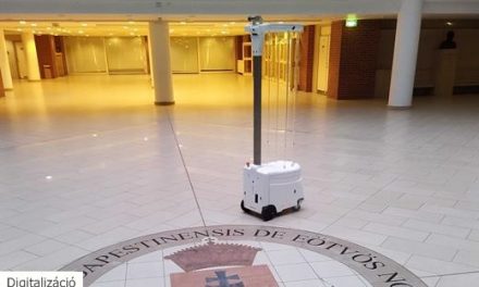 Hazai fejlesztésű öntanuló fertőtlenítő robot járművekhez is