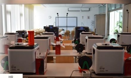 3D modellezés, robotika és VR-képzés az Apor Vilmos Katolikus Főiskolán