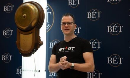 Meglépték, tőzsdén az STRT Holding