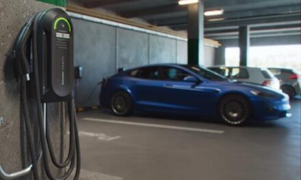 Egyszerűsíti a céges e-autó otthoni töltését egy új megoldás