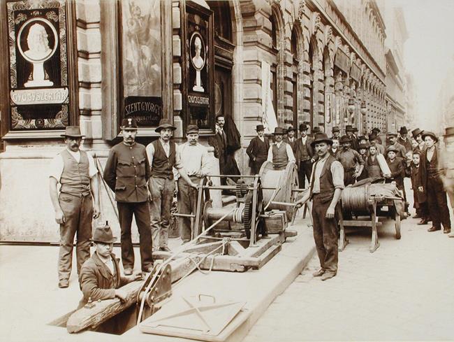 Amit a vezetékes telefonálás adott a 20. századnak