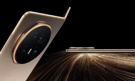 Új szintre lép az AI az összehajtható telefonok világában