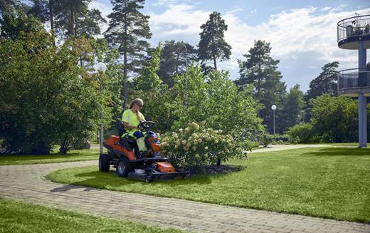 A profi fűnyírók sem nélkülözhetik már a mesterséges intelligenciát