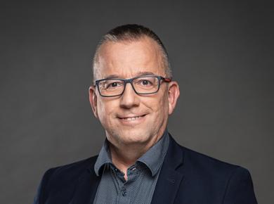 Új igazgató a Schneider Electric dunavecsei okosgyárában