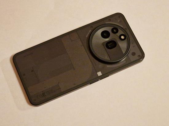 Nothing Phone(3a) Pro