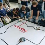 Robotokkal a világot jelentő deszkákra: magyar diákok a szöuli döntőben