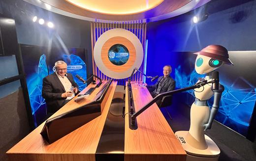 ÉVA robot