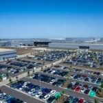 Okos töltés ipari méretekben: a BMW debreceni gyára új szintre emeli az e-mobilitást