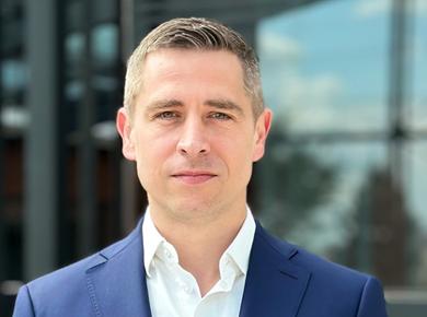A vezetékes szolgáltatásokra is készülő Yettel új felsővezetőt nevezett ki