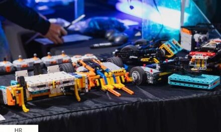 A digitális jövő már az iskolában kezdődik – idén még több intézmény juthat ingyen robotkészlethez